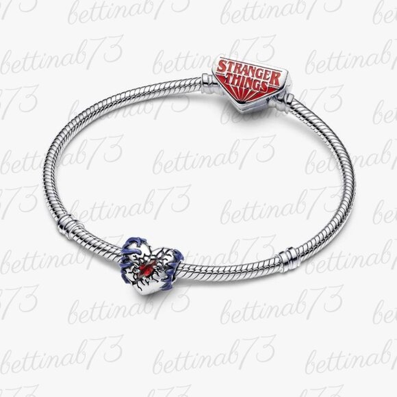 Pandora Stranger Things Glow-in-the-dark Heart Charm - Picture 4 of 7